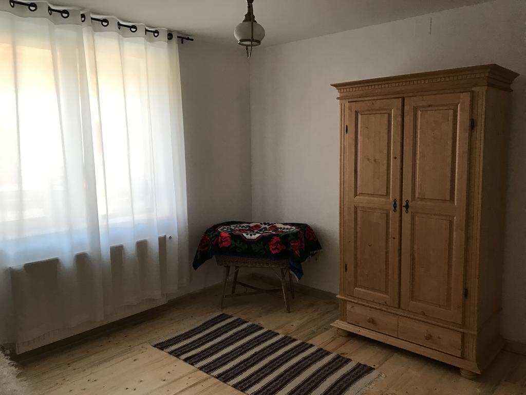 فندق Anahouse Vişeu de Sus المظهر الخارجي الصورة